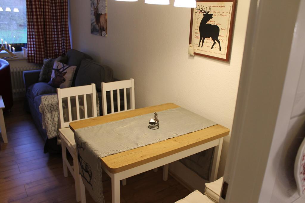 Apartmenthaus Joern Wieda Rum bild