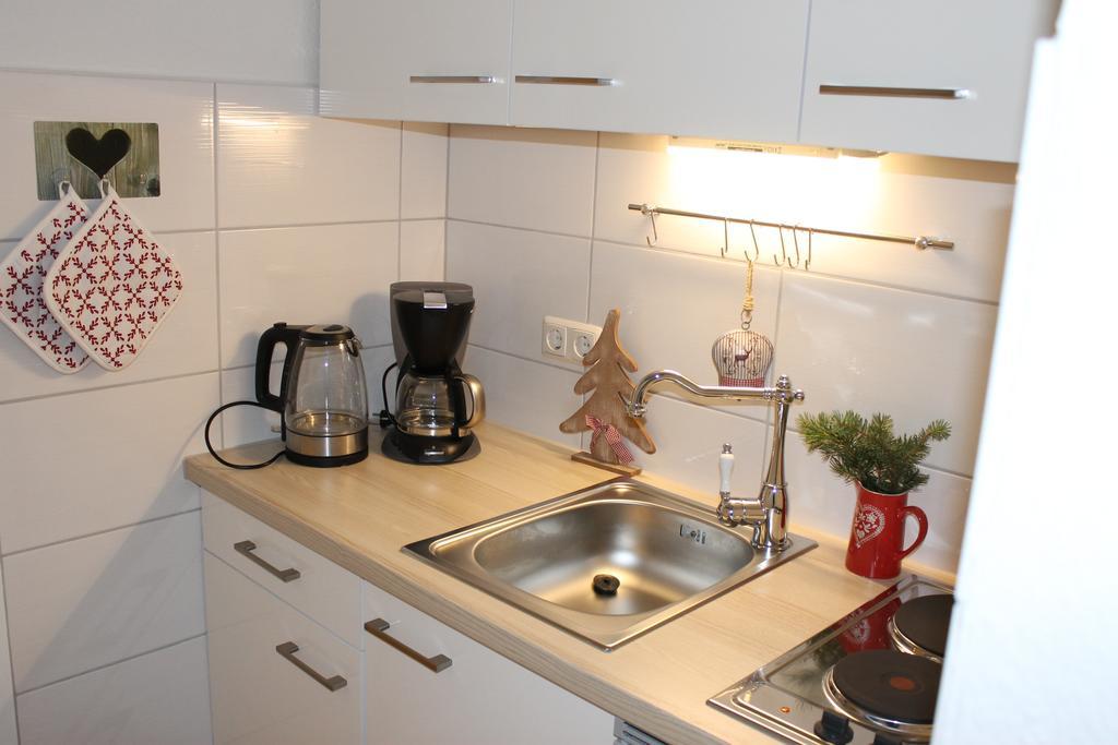Apartmenthaus Joern Wieda Rum bild